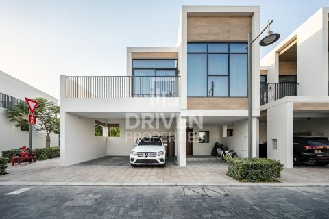 4 bedrooms Villa in Bliss, UAE No. 188519 3