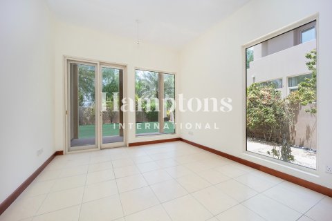 Вилла с 3 спальнями в Arabian Ranches 2, ОАЭ №135335 12