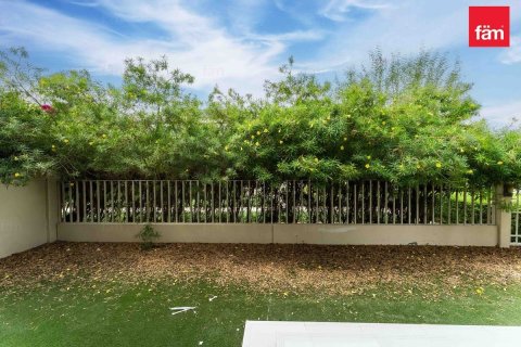 5 bedrooms Townhouse  No. 116973 17