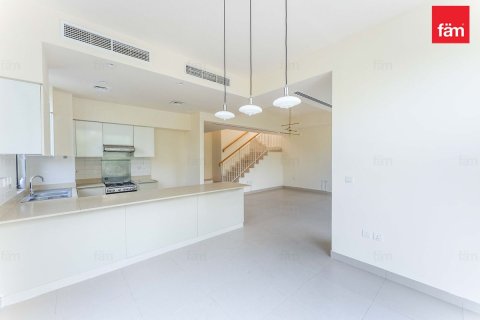 5 bedrooms Townhouse  No. 116973 3