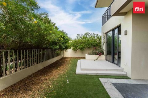 5 bedrooms Townhouse  No. 116973 15