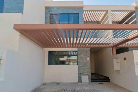 Таунхаус с 4 спальнями в DAMAC Hills (Akoya by DAMAC), ОАЭ №151252 6