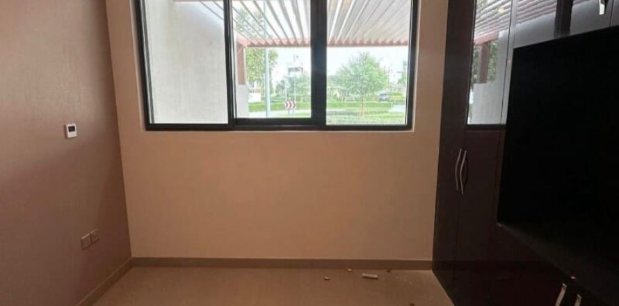 Таунхаус с 4 спальнями в DAMAC Hills (Akoya by DAMAC), ОАЭ №151252