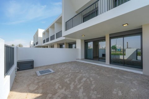 Таунхаус с 3 спальнями в Town Square, ОАЭ №151255 15