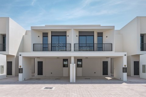 Таунхаус с 3 спальнями в Town Square, ОАЭ №151255