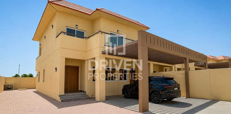 4 غرف نوم فيلا في Dubai Land, الإمارات العربية المتحدة رقم 200461