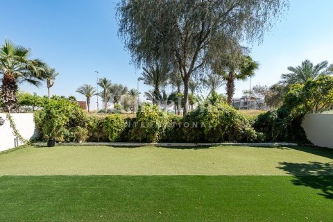 5 bedrooms Villa in DAMAC Hills (Akoya by DAMAC), UAE No. 165251 26