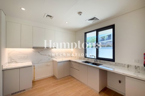 3 bedrooms Townhouse in Jebel Ali Industrial 1, UAE No. 165248