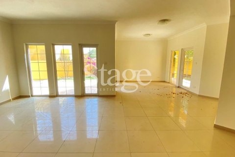 Villa de 3 chambres  No. 112864 19