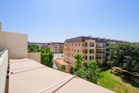 Квартира с 2 спальнями в Uptown Motor City, ОАЭ №163383 25