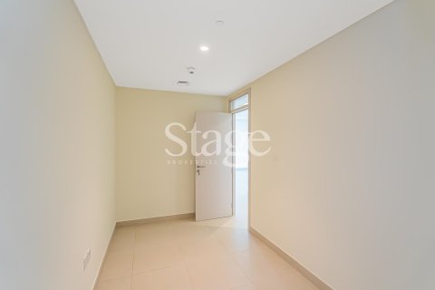 Квартира с 4 спальнями в EMAAR Beachfront, ОАЭ №185628 16