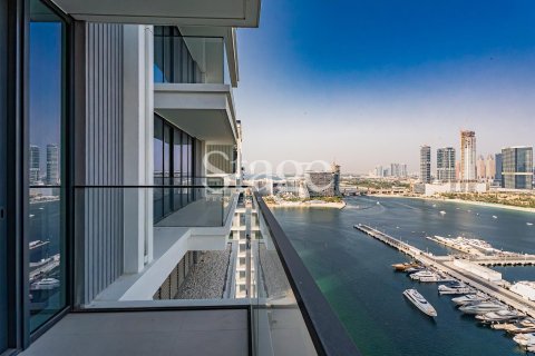 Квартира с 4 спальнями в EMAAR Beachfront, ОАЭ №185628 21