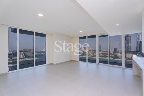 Квартира с 4 спальнями в EMAAR Beachfront, ОАЭ №185628 4