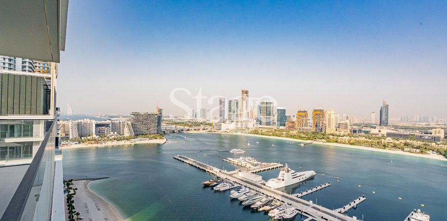 Квартира с 4 спальнями в EMAAR Beachfront, ОАЭ №185628