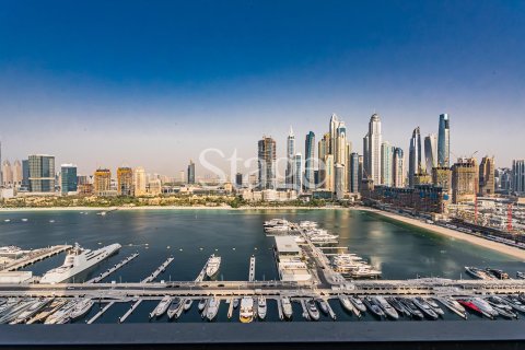 Квартира с 4 спальнями в EMAAR Beachfront, ОАЭ №185628 3