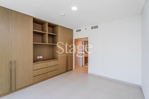 Квартира с 4 спальнями в EMAAR Beachfront, ОАЭ №185628 10