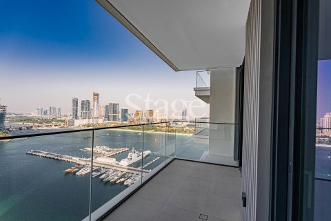 Квартира с 4 спальнями в EMAAR Beachfront, ОАЭ №185628 19
