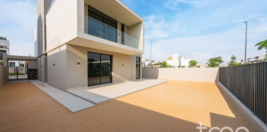 Villa de 4 dormitorios en Arabian Ranches 3, UAE No. 173864