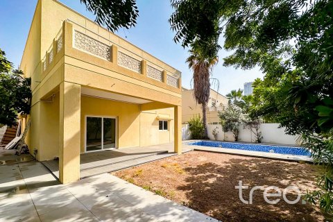 4 غرف نوم فيلا في Meadows 1, الإمارات العربية المتحدة رقم 173865 20