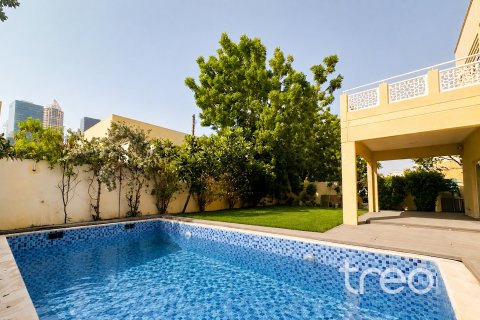 4 غرف نوم فيلا في Meadows 1, الإمارات العربية المتحدة رقم 173865 3