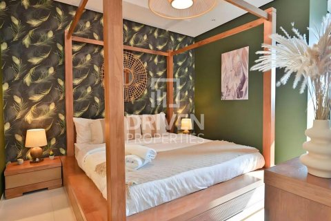 2 bedrooms Apartment in Paramount Tower Hotel & Residences, UAE No. 192813 12