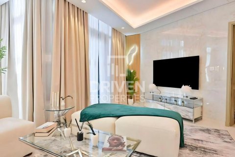 2 bedrooms Apartment in Paramount Tower Hotel & Residences, UAE No. 192813 8