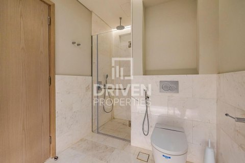 Квартира студия в The Palm Tower, ОАЭ №192808 11