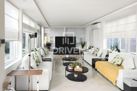 3 bedrooms Villa in District 16, UAE No. 192810 4