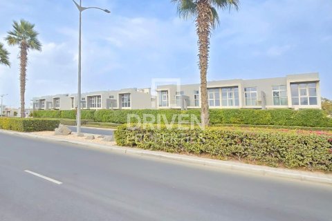 6 bedrooms Villa in DAMAC Hills (Akoya by DAMAC), UAE No. 192812 16