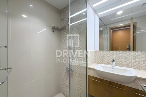Квартира с 2 спальнями в Bellevue Towers, ОАЭ №192364 12