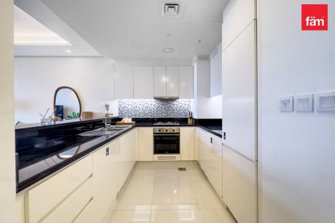 2 bedrooms Apartment in Business Bay, UAE No. 205190 8