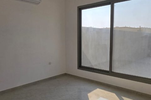 4 bedrooms Villa in Ras Al Khaimah, UAE No. 184107 6