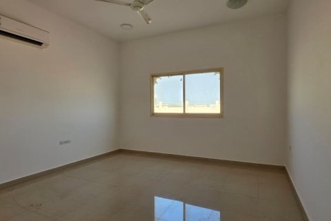 4 bedrooms Villa in Ras Al Khaimah, UAE No. 184106 14