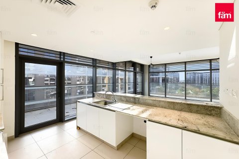 Квартира с 2 спальнями в Дубай Хилс Эстейт, ОАЭ №147776 4