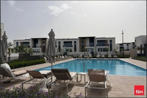 4 غرف نوم فيلا في دبي, الإمارات العربية المتحدة رقم 162383 3