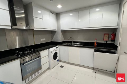 Квартира с 3 спальнями в Дубай, ОАЭ №141560 3