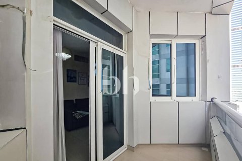 Apartment de 2 dormitorios en Al Khan, UAE No. 171962 8