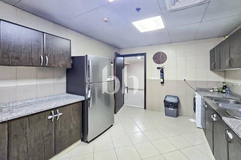 Apartment de 2 dormitorios en Al Khan, UAE No. 171962 19