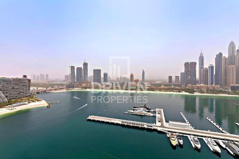 Квартира с 2 спальнями в EMAAR Beachfront, ОАЭ №192804