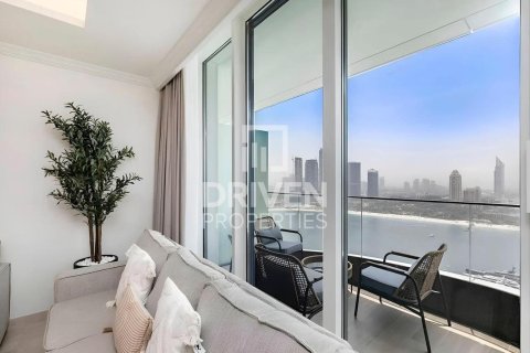 2 bedrooms Apartment in EMAAR Beachfront, UAE No. 192804 4