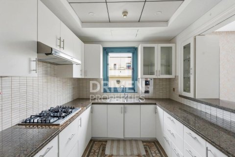 Вилла с 3 спальнями в Мирдиф, ОАЭ №192802 10