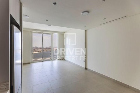 Квартира с 1 спальней в EMAAR Beachfront, ОАЭ №192805 5
