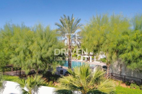 Villa de 6 dormitorios en Rosa, UAE No. 192801 27
