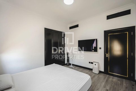 Villa de 6 dormitorios en Rosa, UAE No. 192801 15