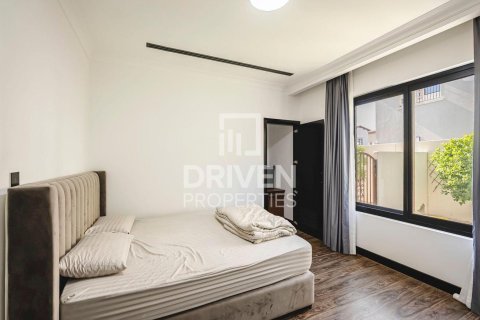 Villa de 6 dormitorios en Rosa, UAE No. 192801 19
