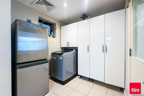 Квартира с 3 спальнями  №120263 20