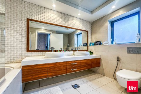 Квартира с 3 спальнями  №120263 22