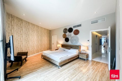 Квартира с 3 спальнями  №120263 12