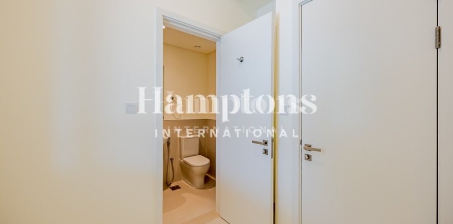 Villa de 4 dormitorios en Dubai South (Dubai World Central), UAE No. 143832