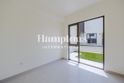 Villa de 4 dormitorios en Dubai South (Dubai World Central), UAE No. 143832 6